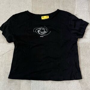 Unif Spin Baby Tee in black
